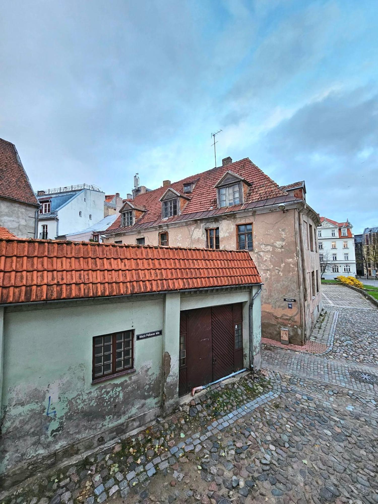 Silversmith'S Residence In Old Riga Exteriör bild